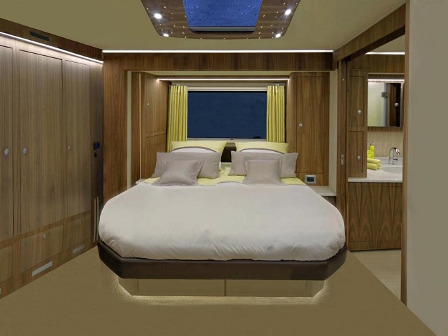 five star hotel room on wheels five star hotel room on wheels