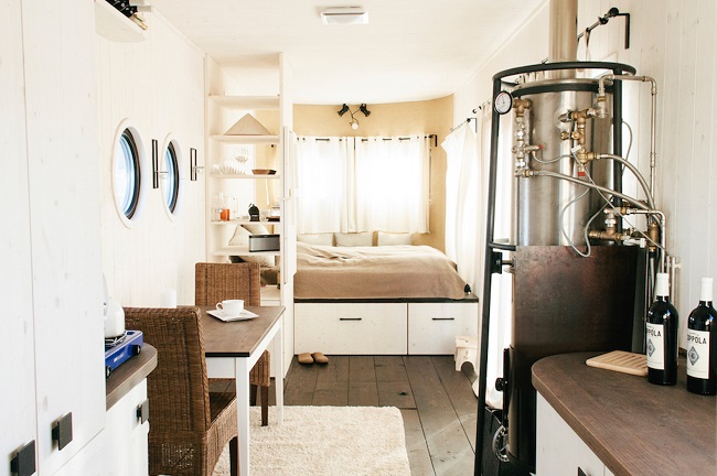 interior of the Wohnwagon interior of the Wohnwagon