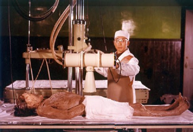 Even blood was found in her veins Even blood was found in her veins