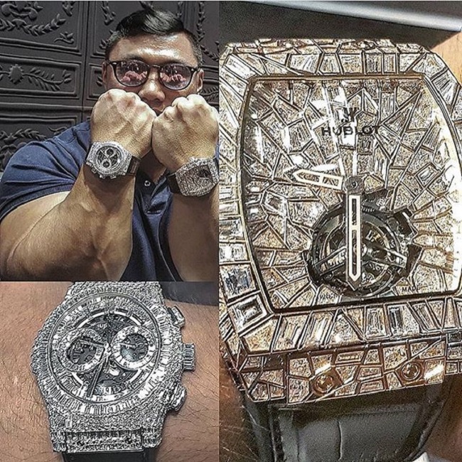 Flashing his triceps Flashing his triceps