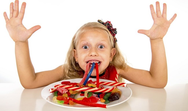 kids eating jellies kids eating jellies