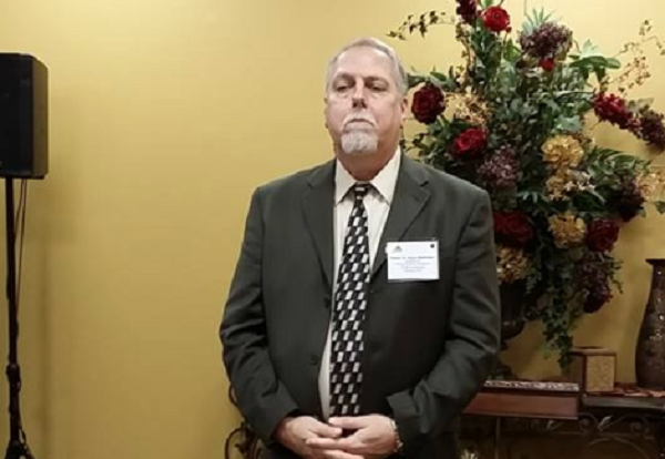 Matthews sues Holmes for $10 million Matthews sues Holmes for $10 million