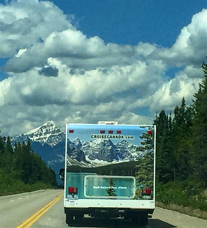 Scenery imprinted on the back of Van