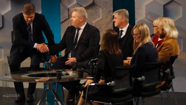 Icelandic Government Collapses Icelandic Government Collapses