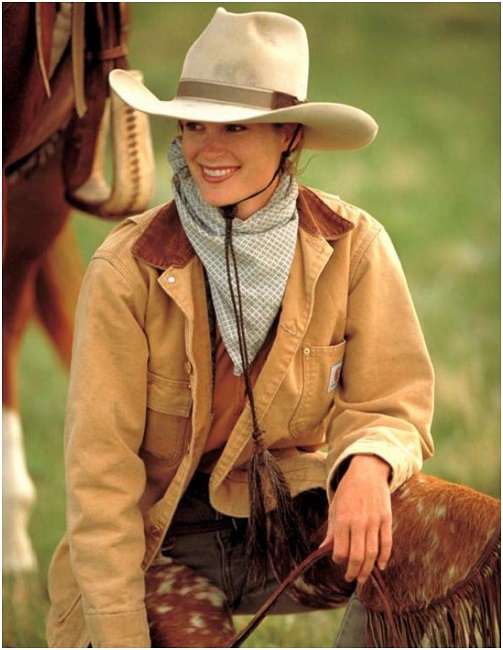 Cowgirls can look very beautiful. Cowgirls can look very beautiful.