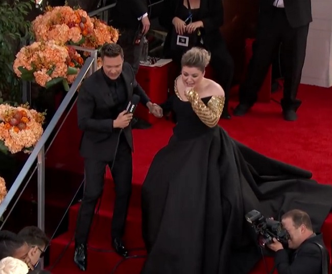 Kelly got excited to see her favorite star Kelly got excited to see her favorite star