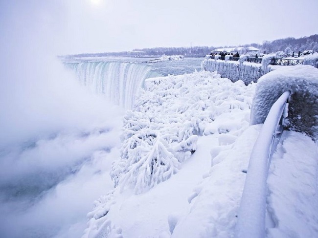 Niagara Falls have frozen solid Niagara Falls have frozen solid