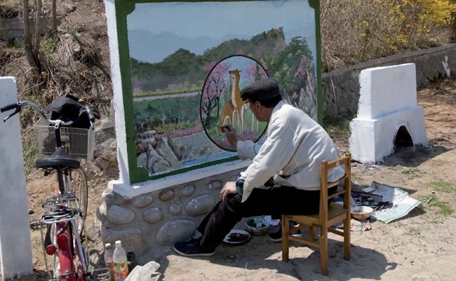 North Korea is restriction on taking pictures of unfinished paintings