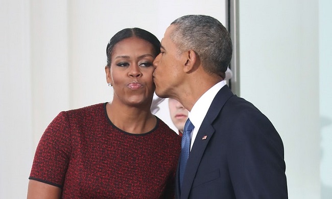 True love is displayed by genuine people True love is displayed by genuine people