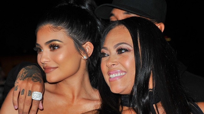 Kylie was recently spotted with Jordyn Woods at Calabasas Kylie was recently spotted with Jordyn Woods at Calabasas