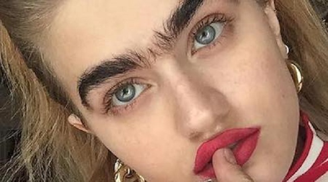 Sophia said, “I look at [my unibrow] like it’s winged eyeliner or red lipstick”