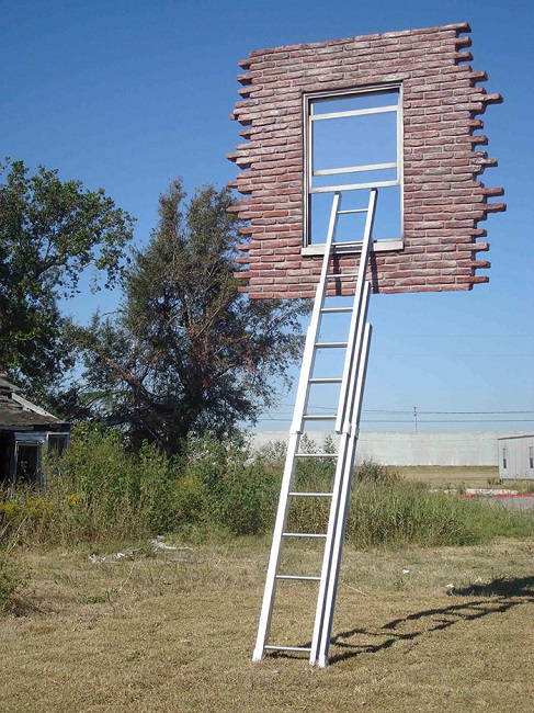 Window With Ladder – Too Late For Help By Leandro Erlich Window With Ladder – Too Late For Help By Leandro Erlich