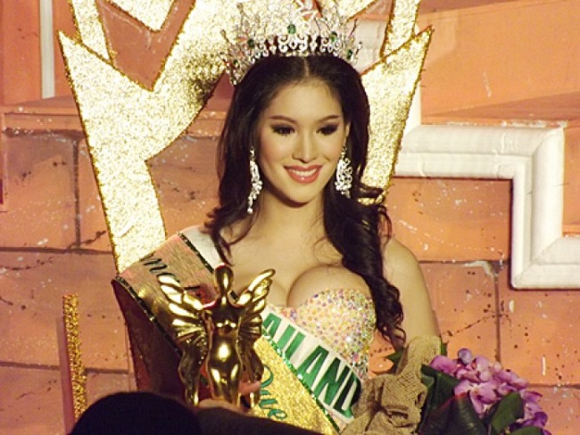 Sirapassorn Atthayakorn Sirapassorn Atthayakorn