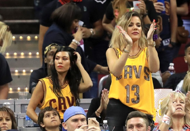 Khloe Kardashian attend Game