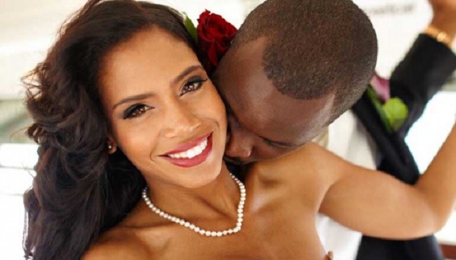 kissing on neck kissing on neck