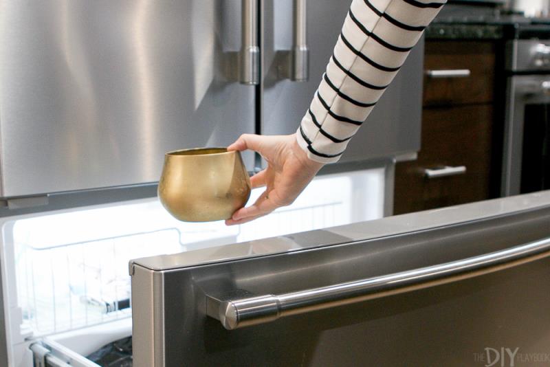 CANDLES LAST LONGER IF YOU PUT THEM IN THE FREEZER CANDLES LAST LONGER IF YOU PUT THEM IN THE FREEZER