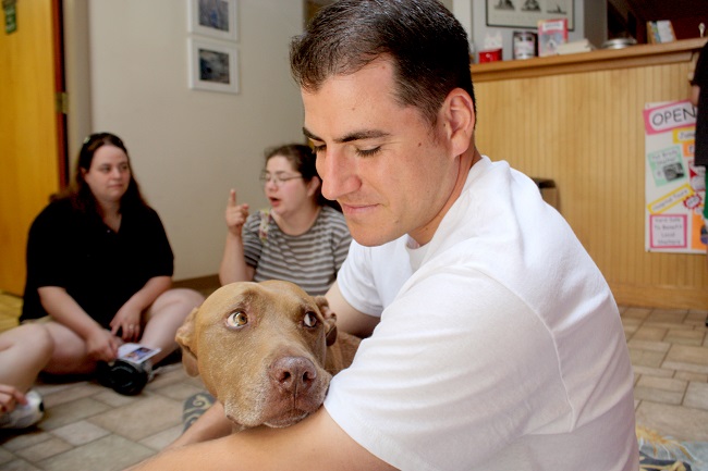 Lilly trying to pull Spain Lilly trying to pull Spain