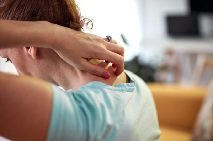 Don’t pick at or pop the zits