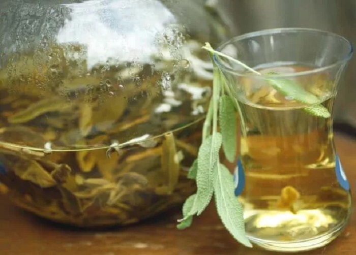 It is rich in antioxidants and anti-inflammatory properties