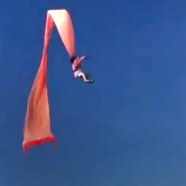 The toddler only suffered minor injuries