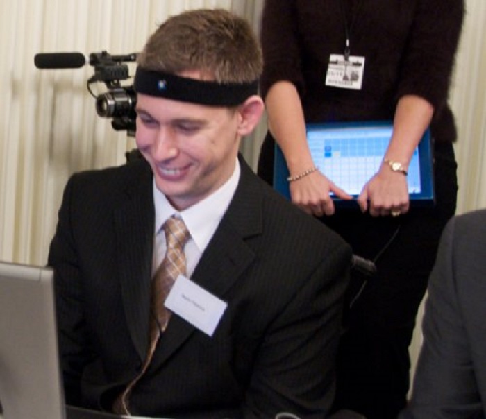 He then started healing with the help of modern communication software