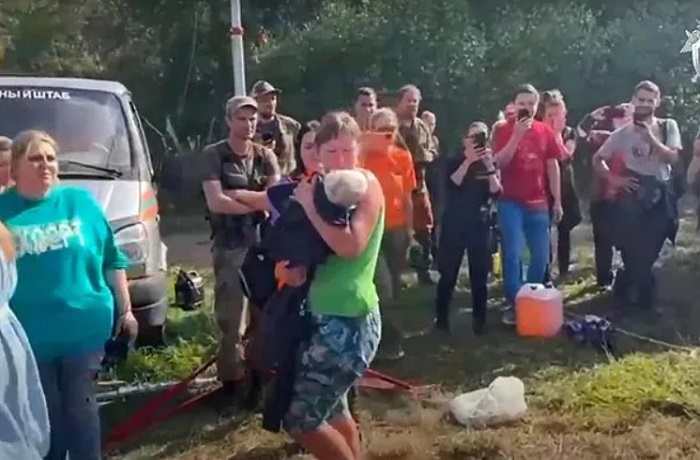 A video was taken of the emotional moment Lyuda was reunited with her mother