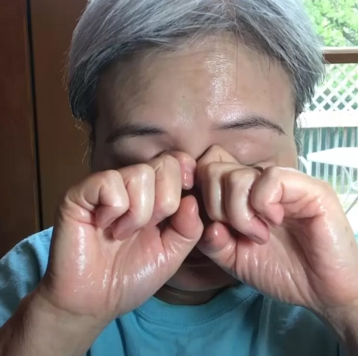 Onto the nose next Onto the nose next