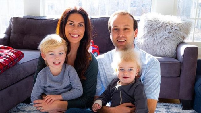 Samples decided to begin raising awareness through social media. There are currently 22.4K followers on Locklan’s Instagram page