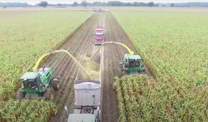 Towards the end, they even show their neighboring farm families and their lands as well